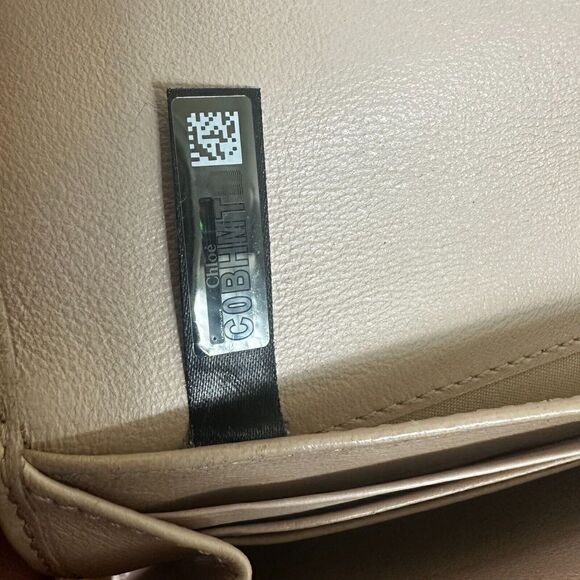 Chloe Indy Long Wallet With‎ Flap - Picture 13 of 16